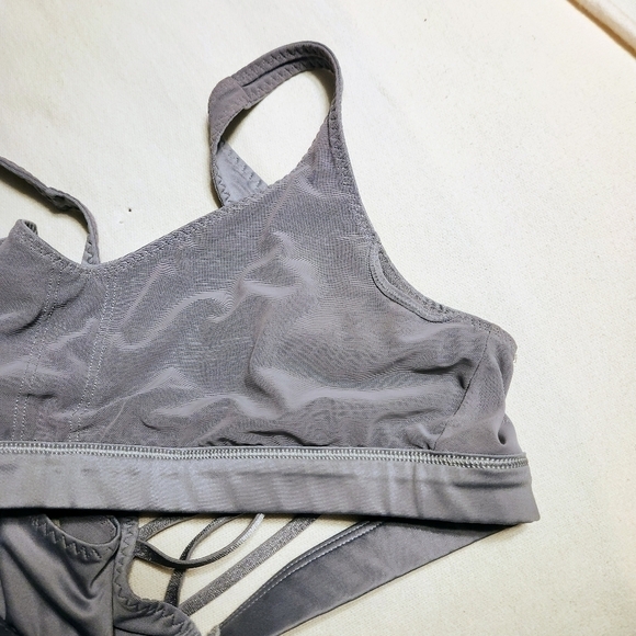 Victoria's Secret Crisscross Back Sports Bra Grey Small - Picture 8 of 9